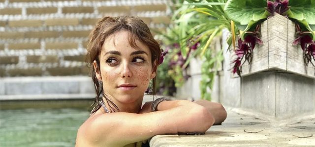 Natalia Téllez enseña sus sensuales pecas en bikini