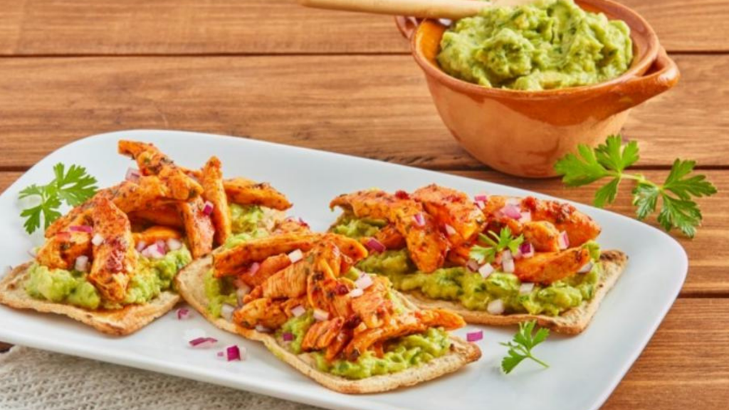 Prepara Unas Ricas Tostadas De Pollo Pibil Que Les Encantar A Tu Familia