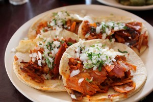 Tacos al pastor