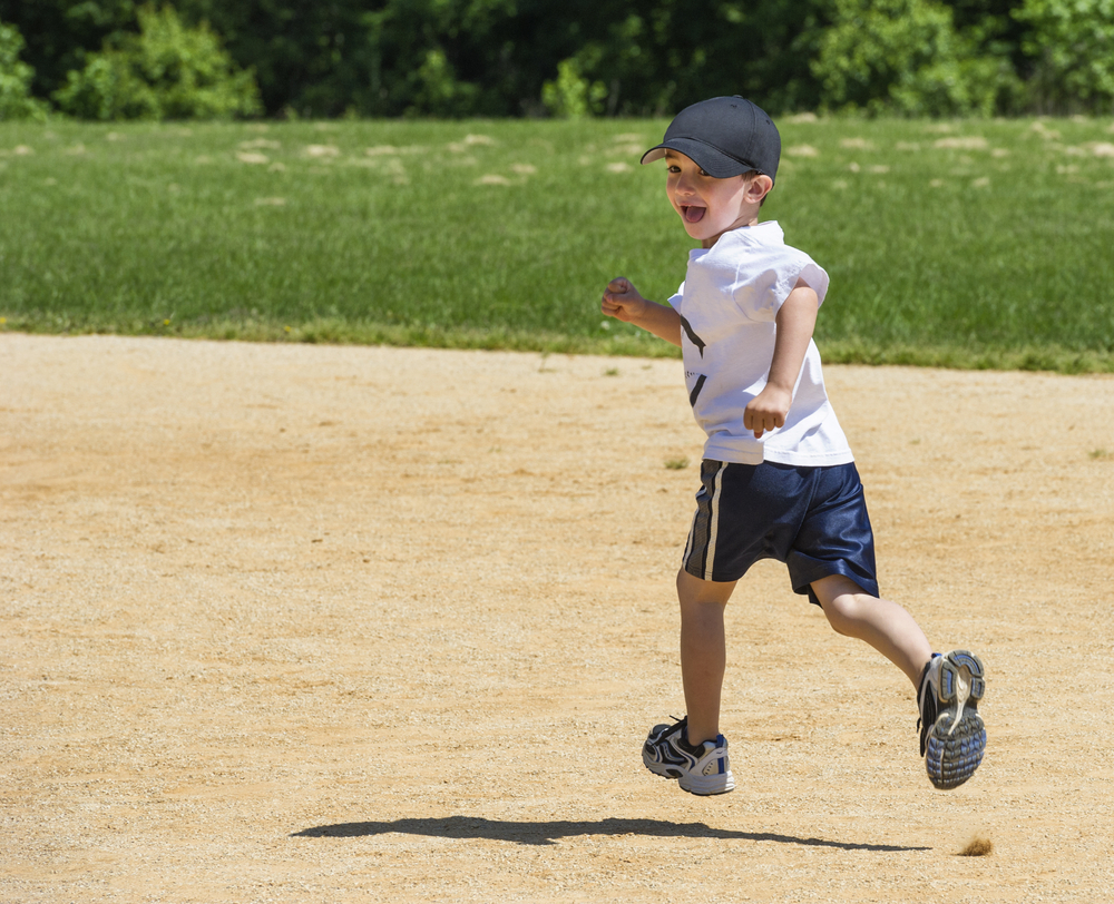 Как пройти school boy run away. Running boy. Kids Running. Бегу Гена бегу. Child is Running.