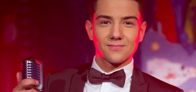 Luis Coronel anunció a sus fans que estén muy preparados pues próximamente estrenará una sorpresa