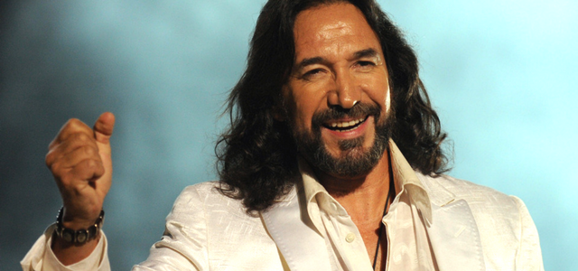 Marco Antonio Solís quiere celebrar su trayectoria musical a lo grande, por eso planea una gran sorpresa.