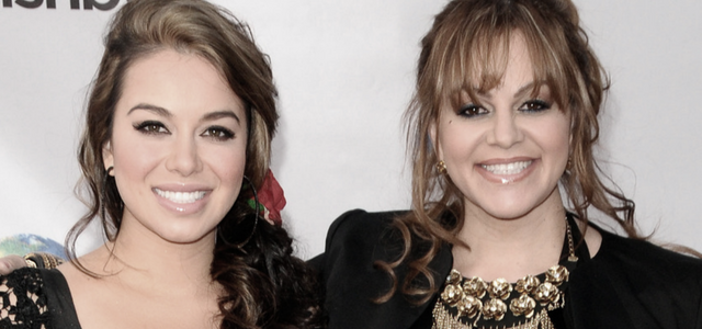 Chiquis Rivera ha dado fuertes revelaciones que vuelven a dar de qué hablar sobre la polémica muerte de su madre, la cantante Jenni Rivera.