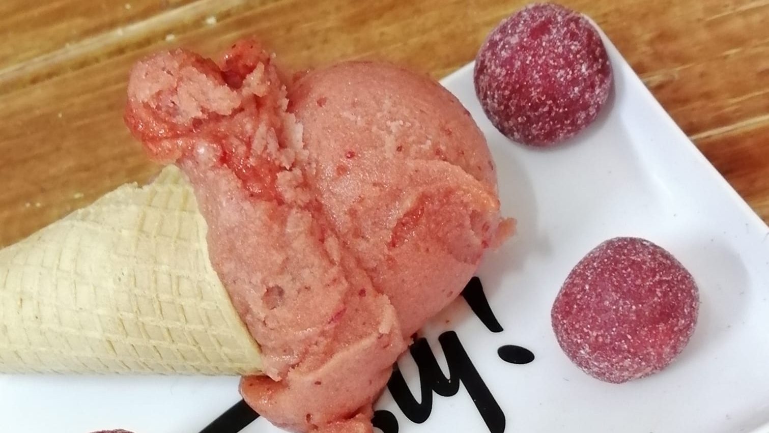 helado-de-pica-fresa-un-antojo-hecho-realidad