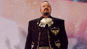 Pepe Aguilar recuerda a Flor Silvestre.